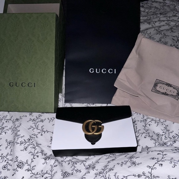 Gucci Double G Marmont - White Shoulder Bags, Handbags  Double G Marmont Auténtico